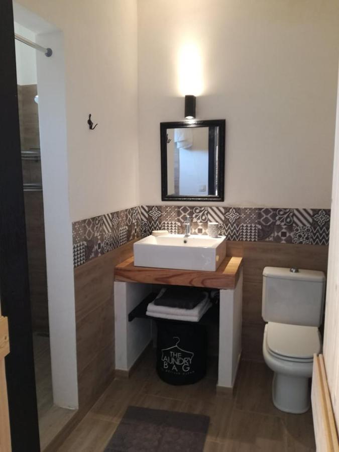 Bramasole Charming House Hotel Комизо Екстериор снимка